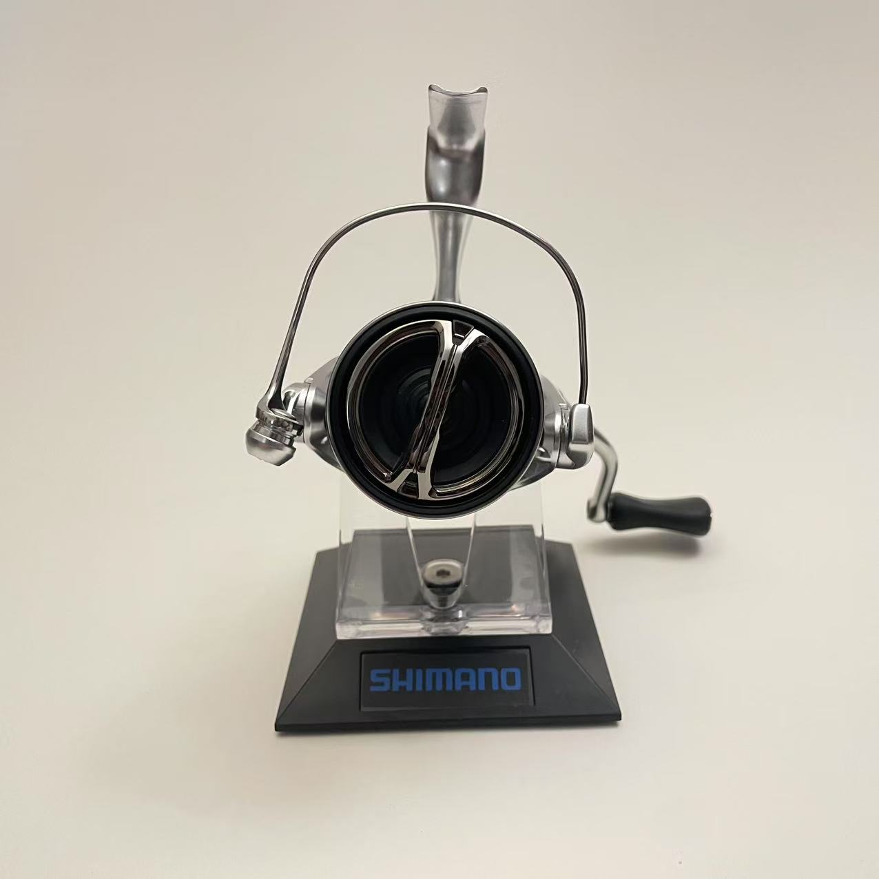 Shimano Stradic FM 2500HG [25000]