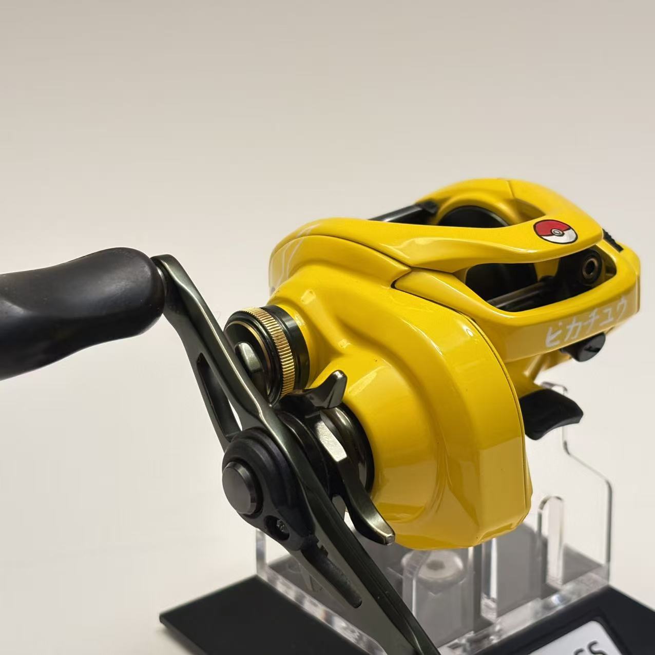 Shimano Curado DC 150HG – Custom Hand-Painted Pikachu Edition [25058]