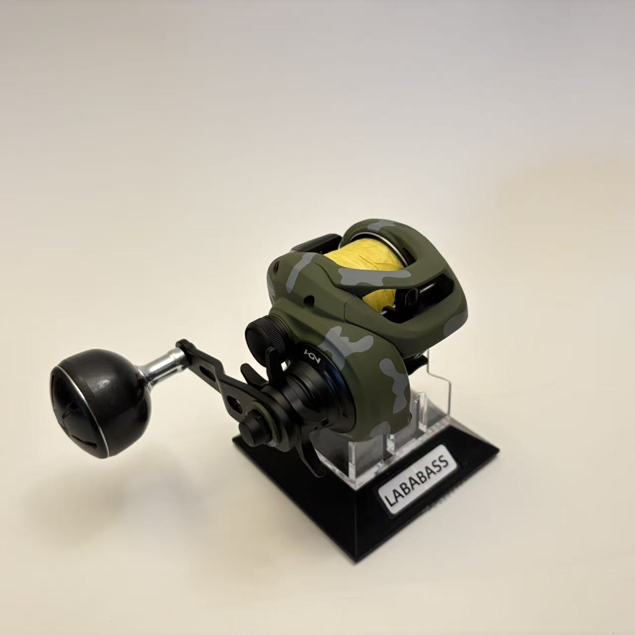 Shimano 17 Tranx 300HG – Custom Camo Paint – LABABASS