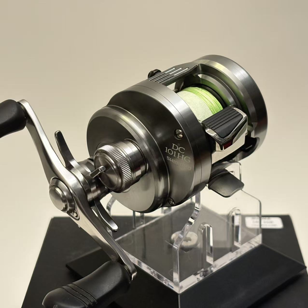 Shimano 20 Calcutta Conquest DC 101HG [Y038]