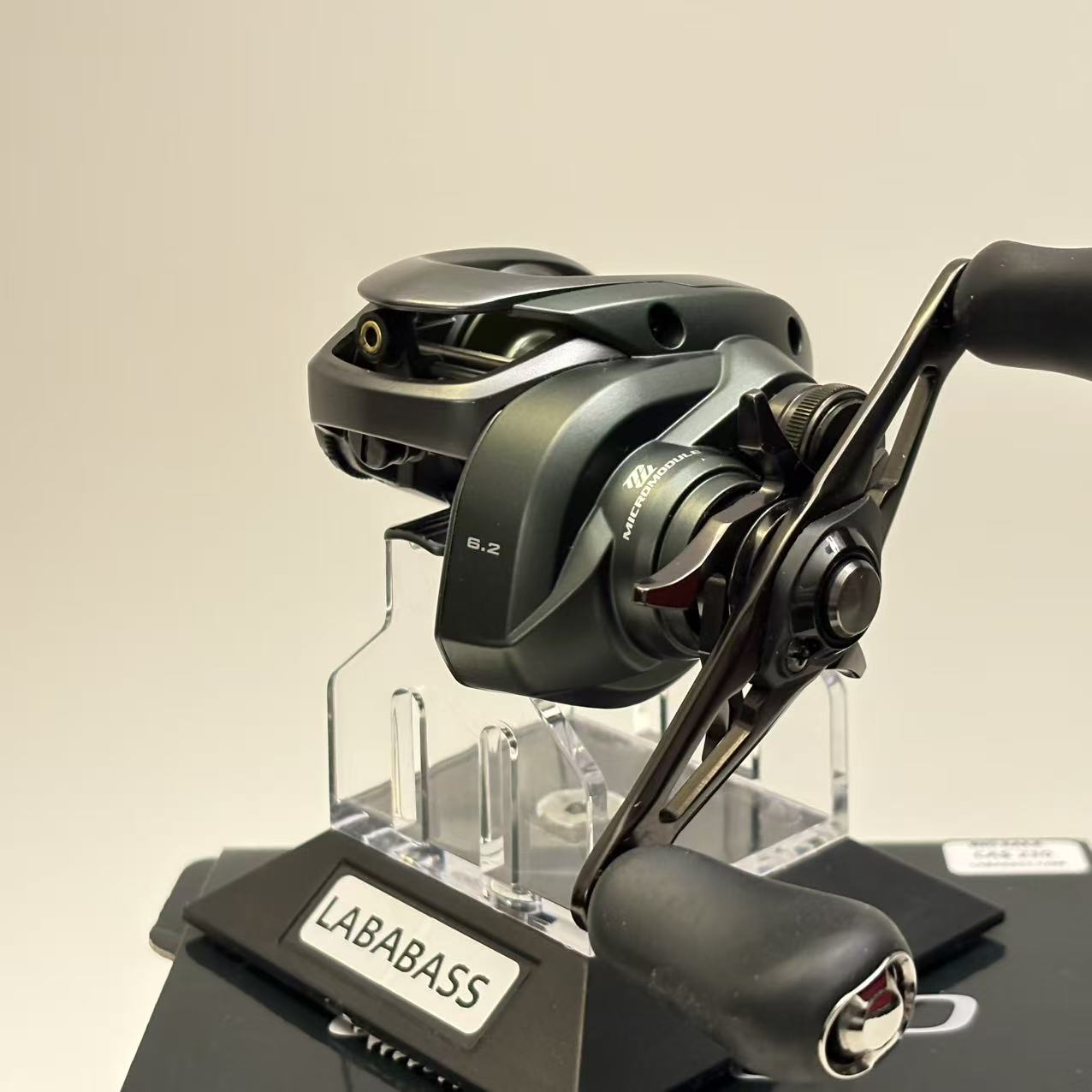 Shimano 25 Curado 151MG [Y044]