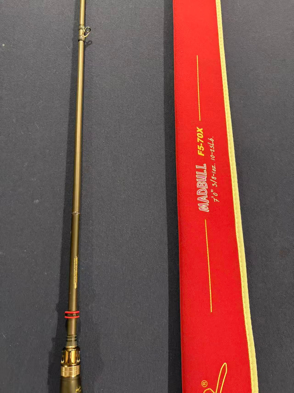 Megabass DESTROYER P5 (JDM) F5-70X MADBULL [Y049]