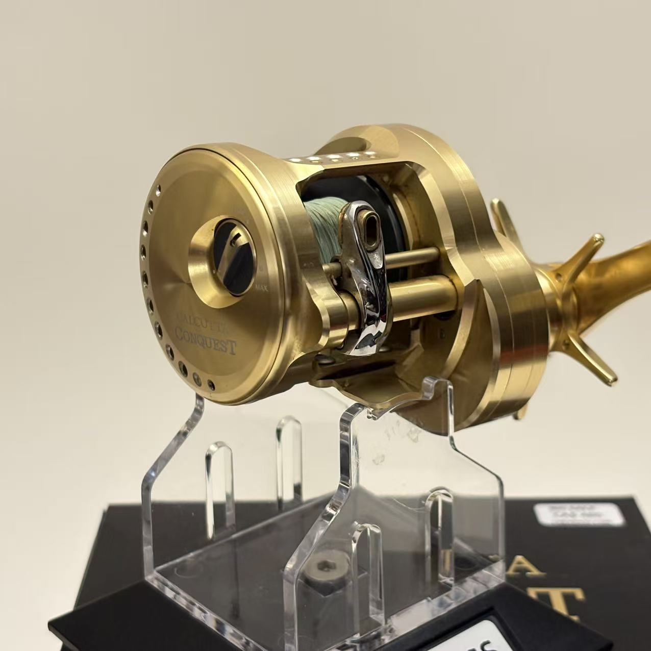 Shimano Calcutta Conquest 201 [Y059]