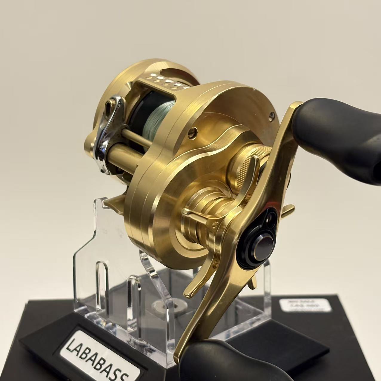 Shimano Calcutta Conquest 201 [Y059]