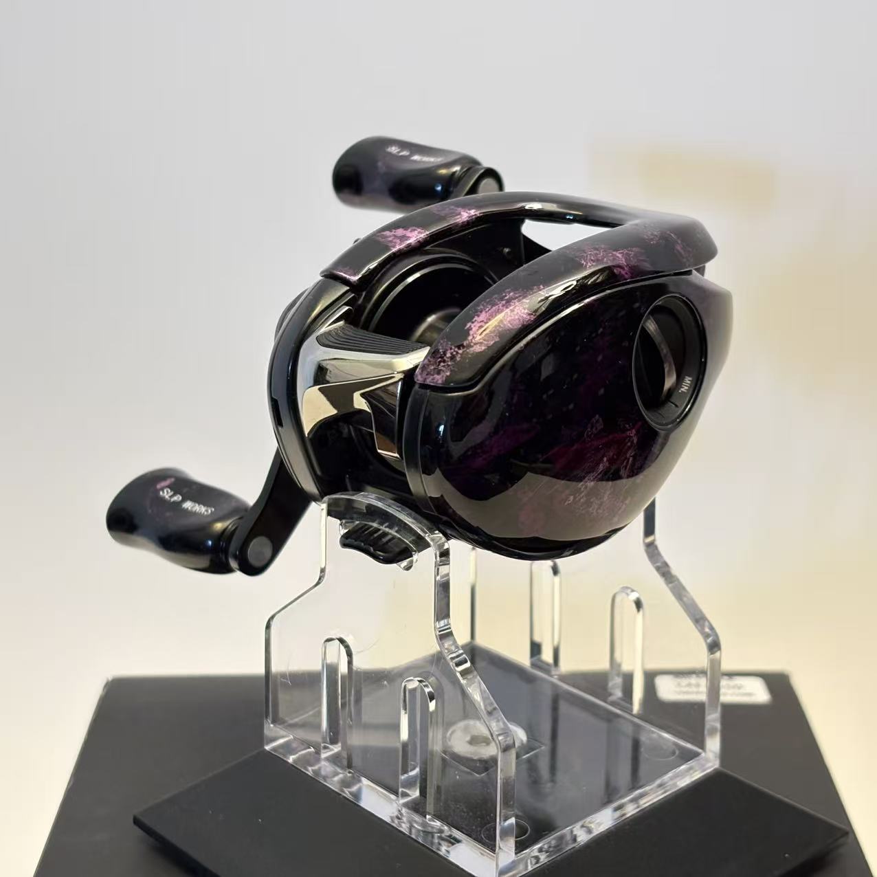 Shimano 21 Antares DC XG Left – Custom Hand-Painted [Y066]