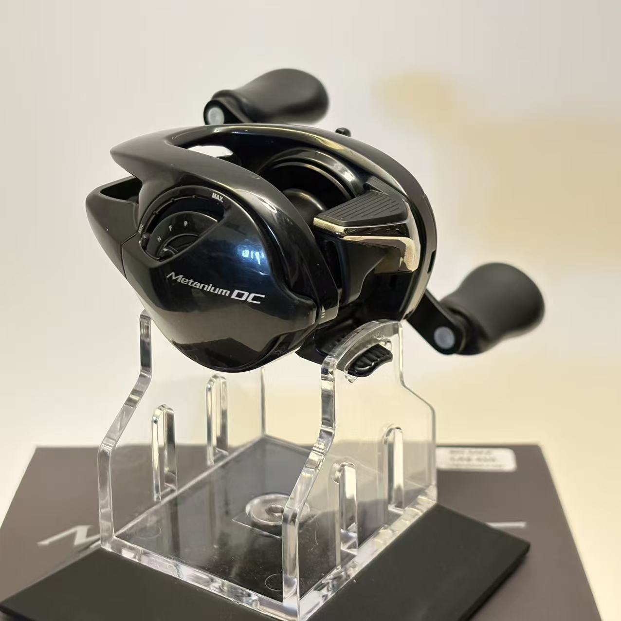 Shimano 24 Metanium DC 70HG [Y072]