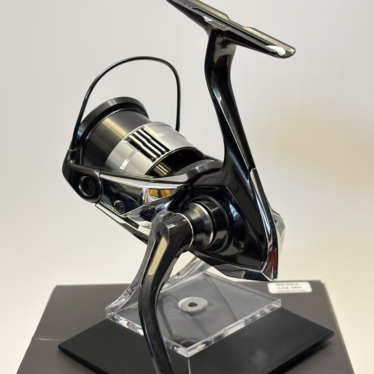 Shimano 23 Vanquish 2500SHG [Y073]