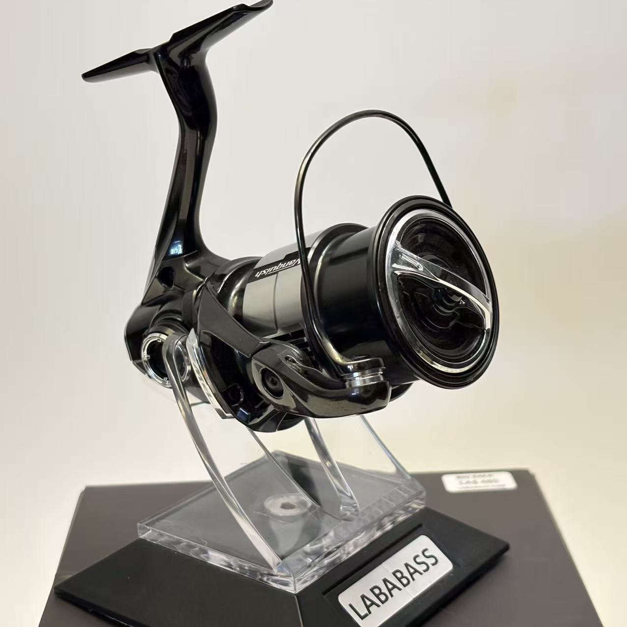 Shimano 23 Vanquish 2500SHG [Y073]