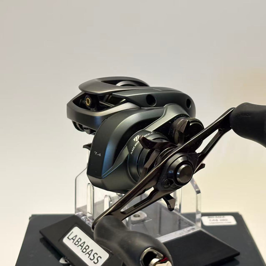 Shimano 25 Curado 151HG