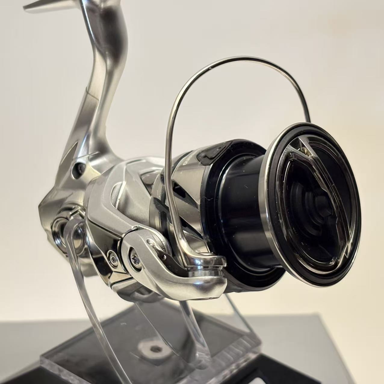 Shimano 23 Stradic FM 2500HG [Y101]