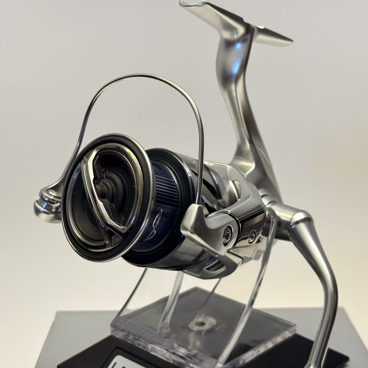 Shimano 23 Stradic FM 2500HG [Y123]