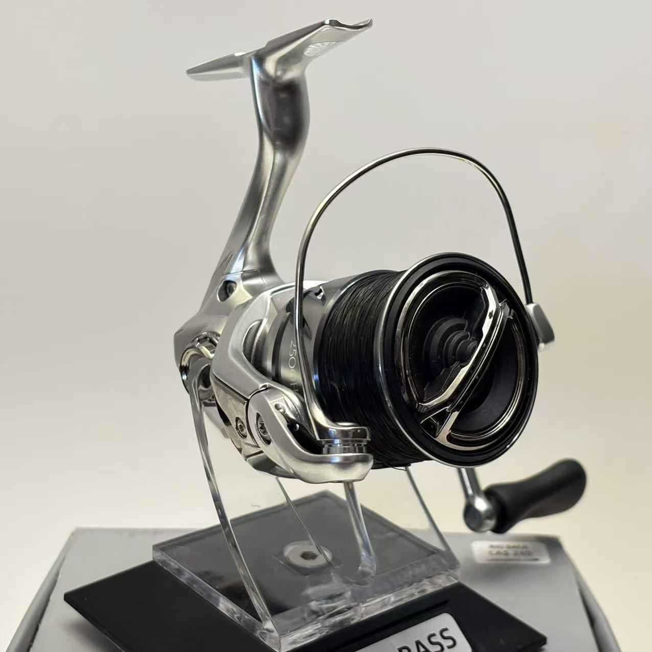 Shimano 23 Stradic FM 2500HG [Y127]