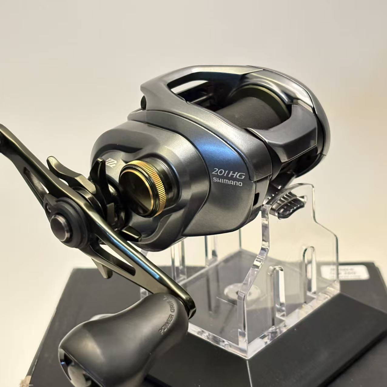 Shimano Curado DC 201HG [Y129]