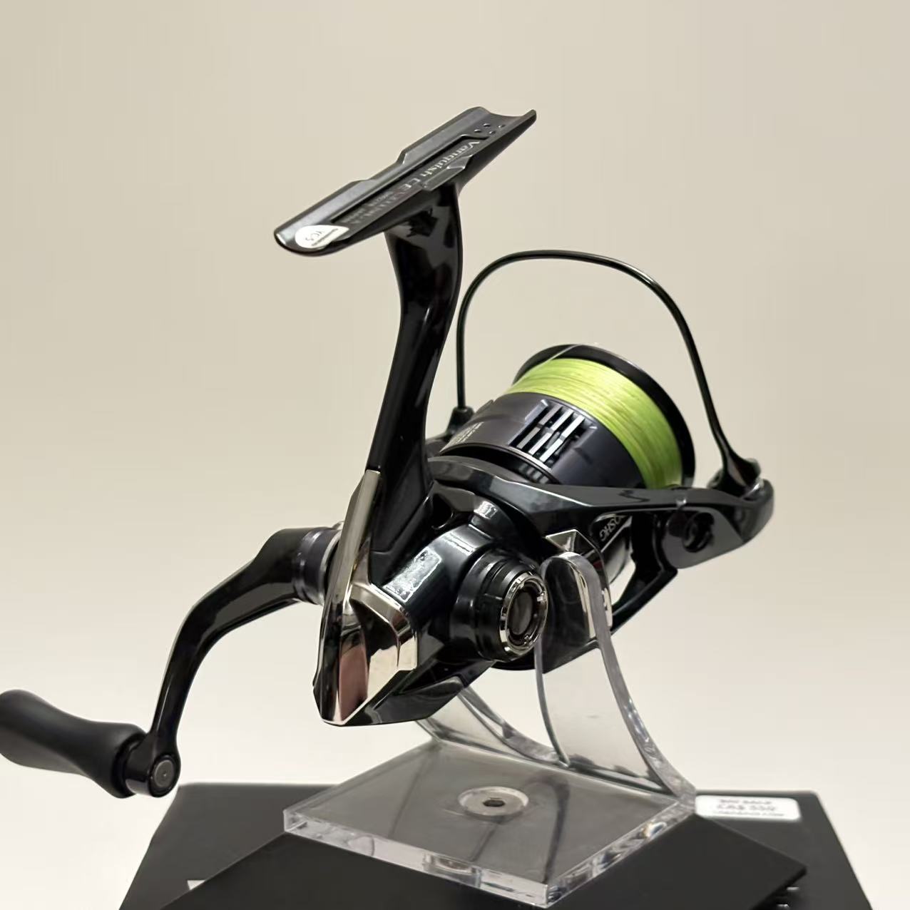 Shimano 26 Vanquish CE C2000SHG 【Y138】