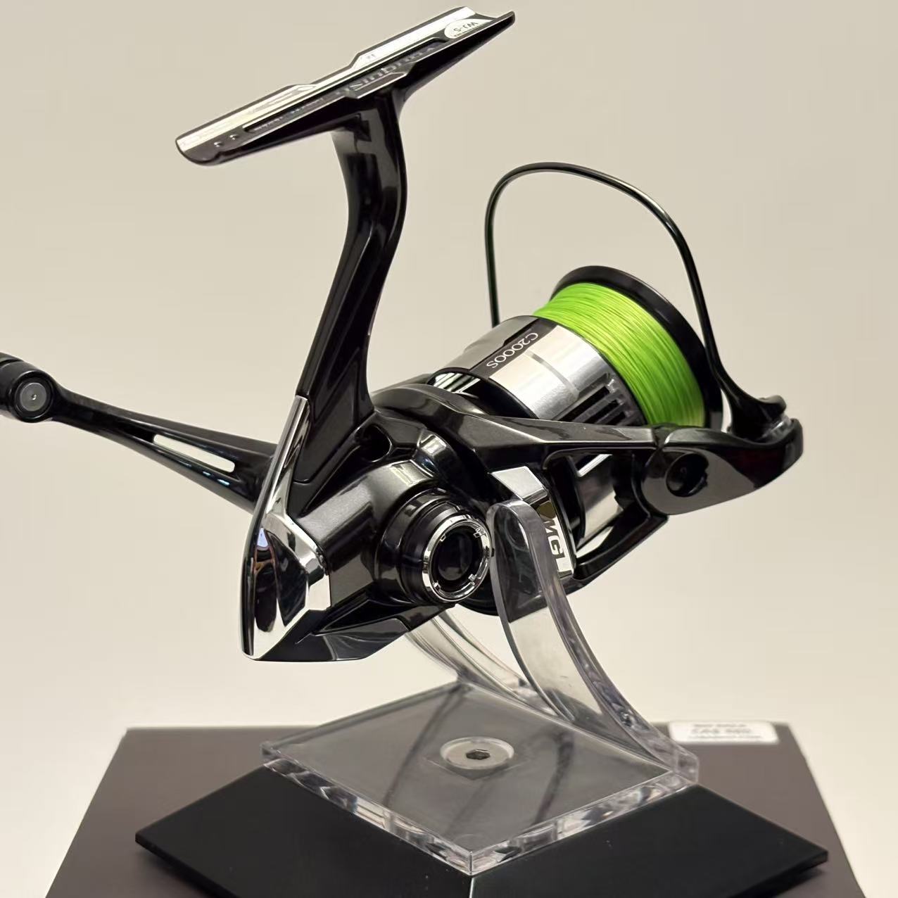Shimano 23 Vanquish C2000S 【Y140】