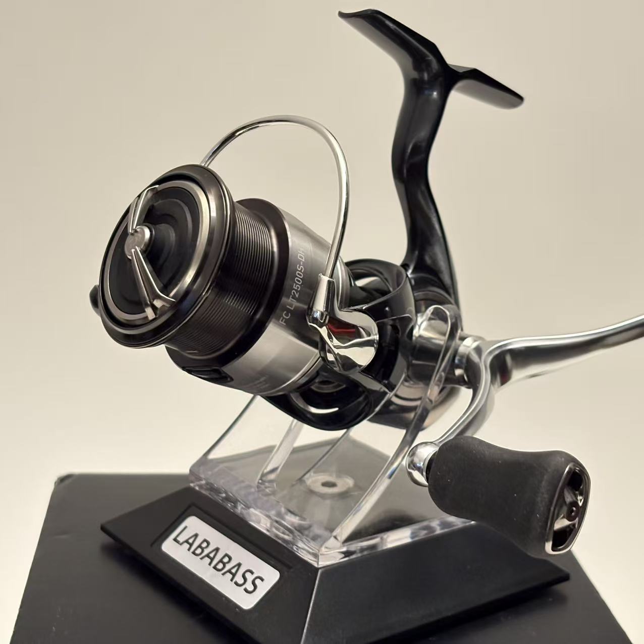 Daiwa 24 Certate FC LT2500S-DH – LABABASS