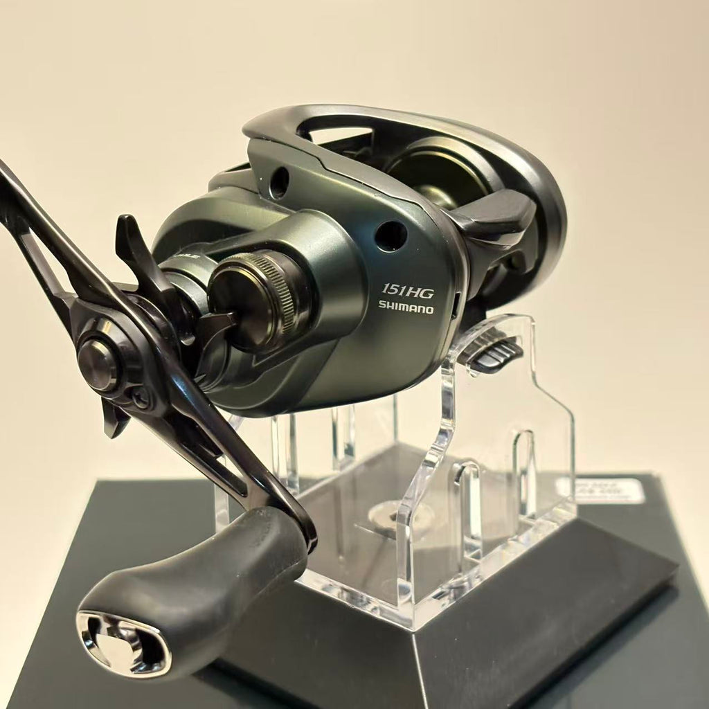 Shimano 25 Curado 151HG [Y149]