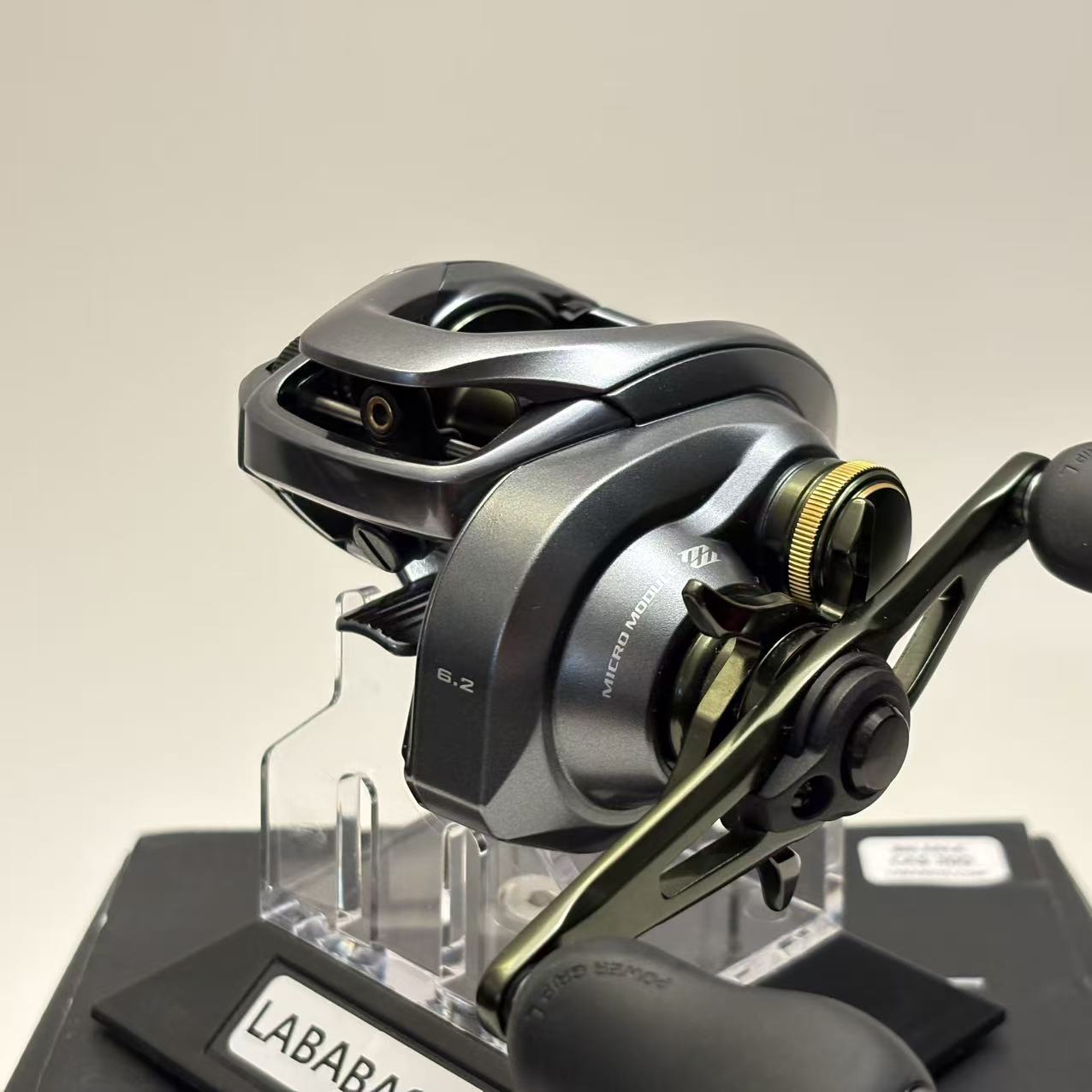 Shimano Curado DC 151 [Y182]