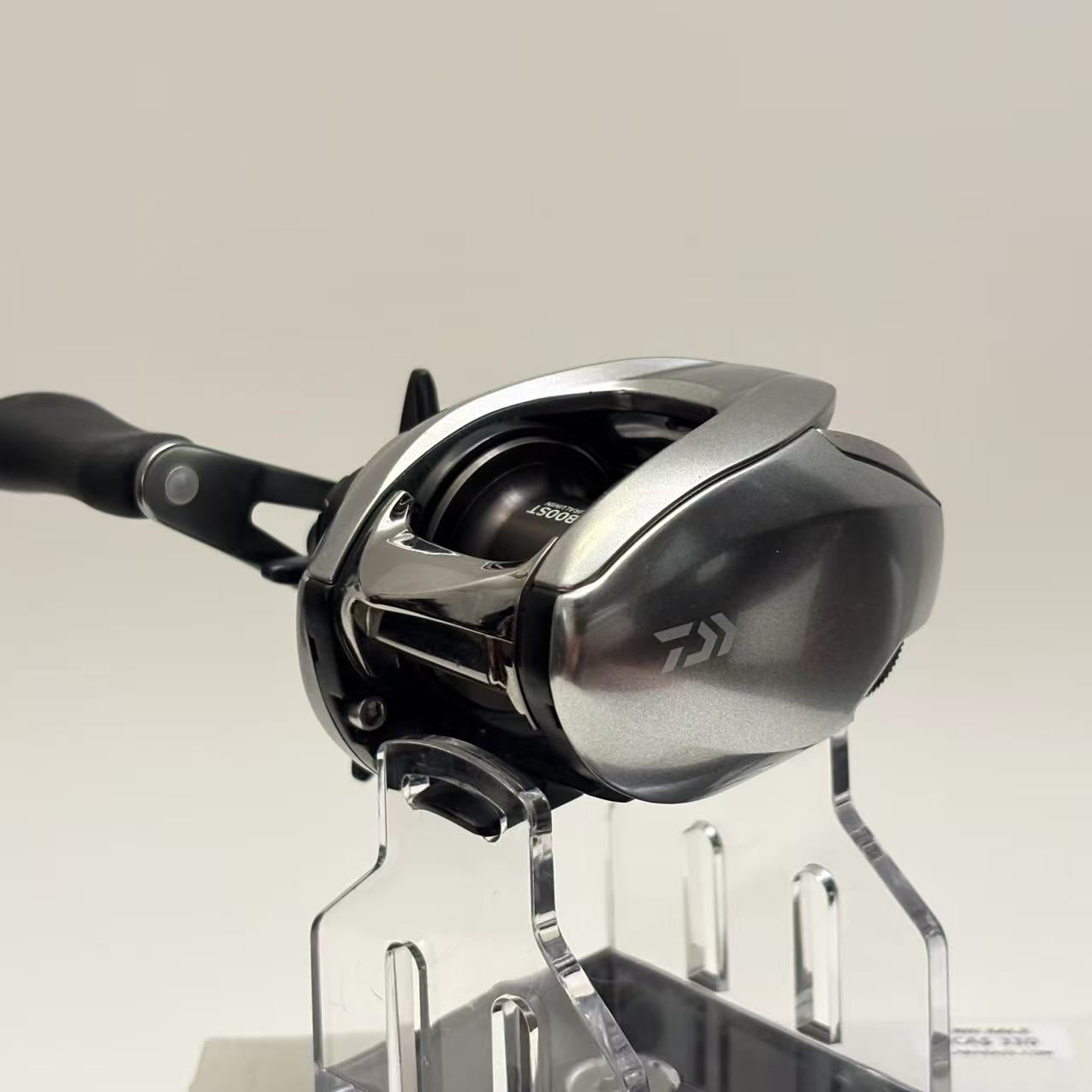 daiwa zillion vs shimano curado SV TW Baitcast Reel casting performance and the SV Concept will mean that Zillion is as versatile as ever. Daiwa Zillion vs Salamandura baitcasters
