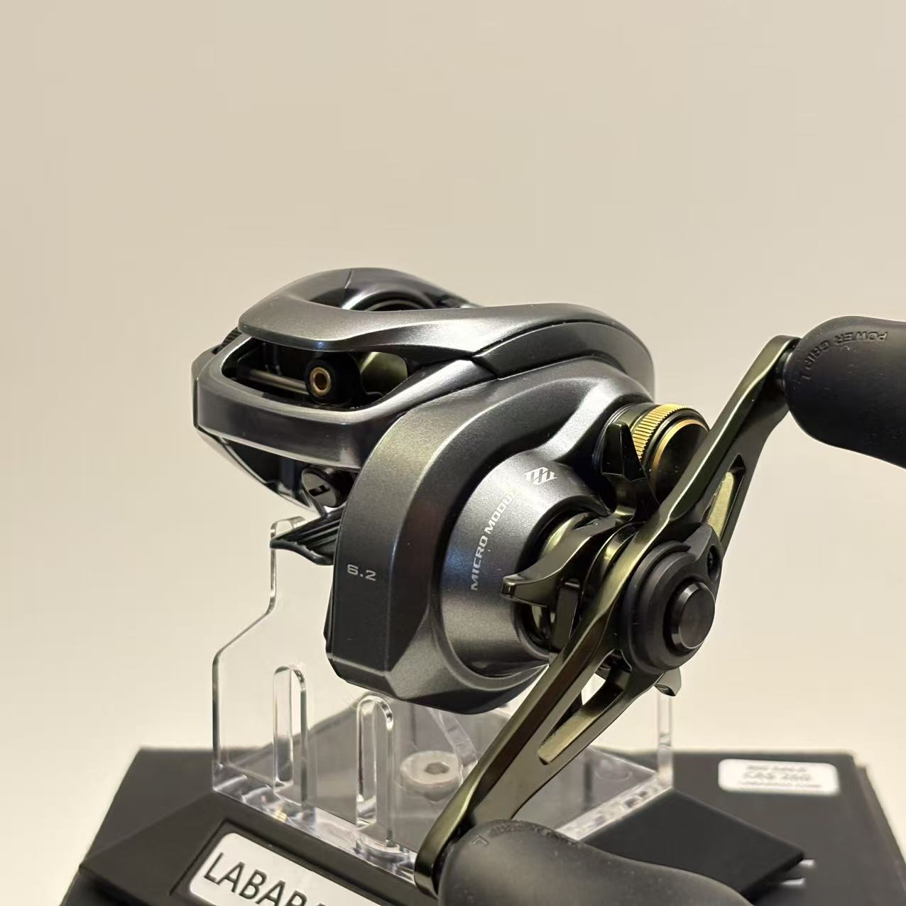 Shimano Curado DC 151 [Y206]