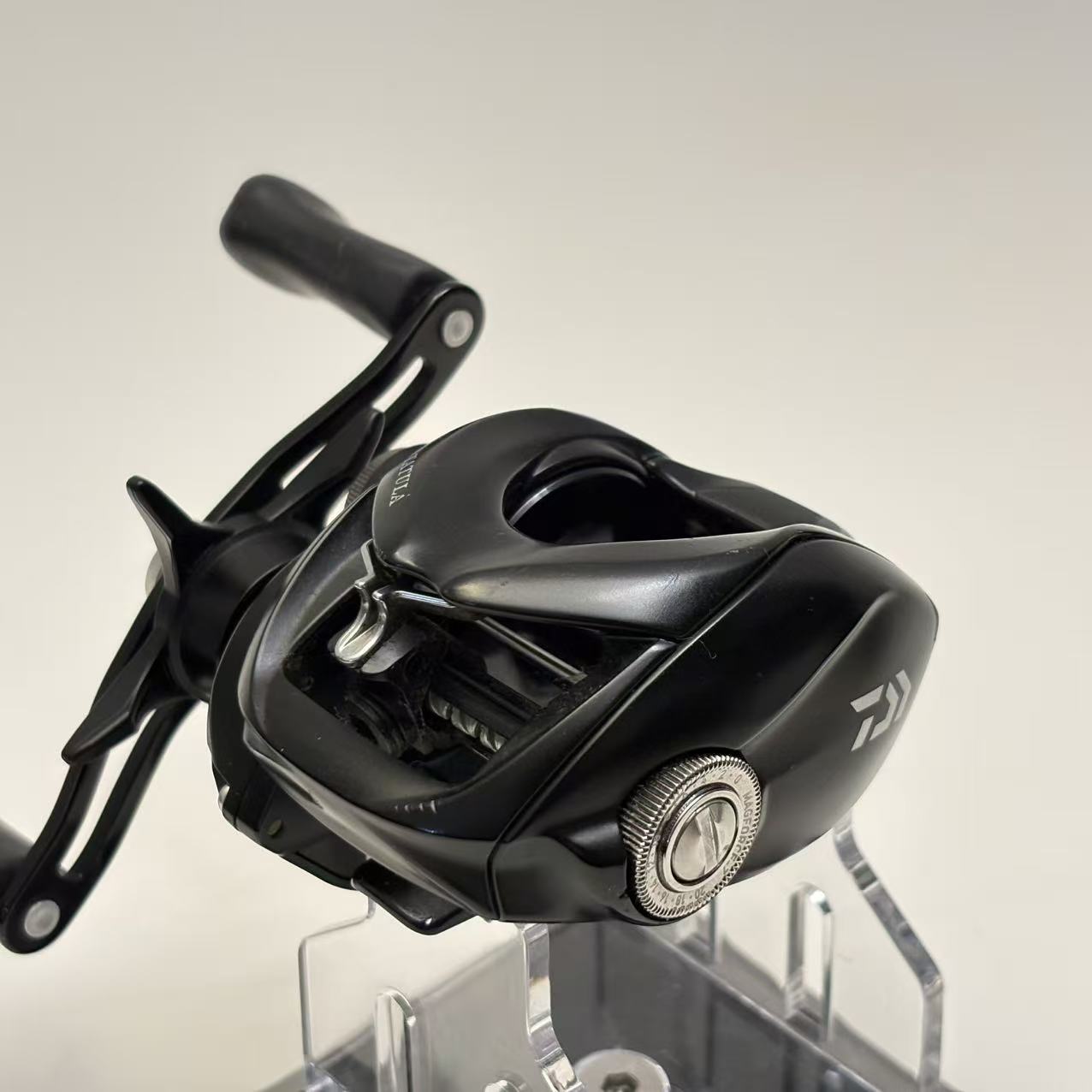Daiwa 2324 Tatula TW 100H right hand [Y207]