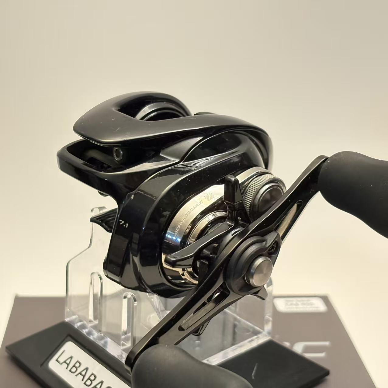 Shimano 24 Metanium DC 71HG [Y211]