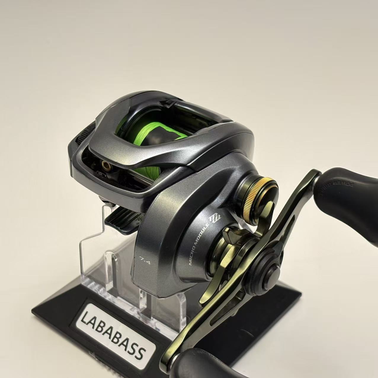 Shimano Curado DC 151HG [Y212]
