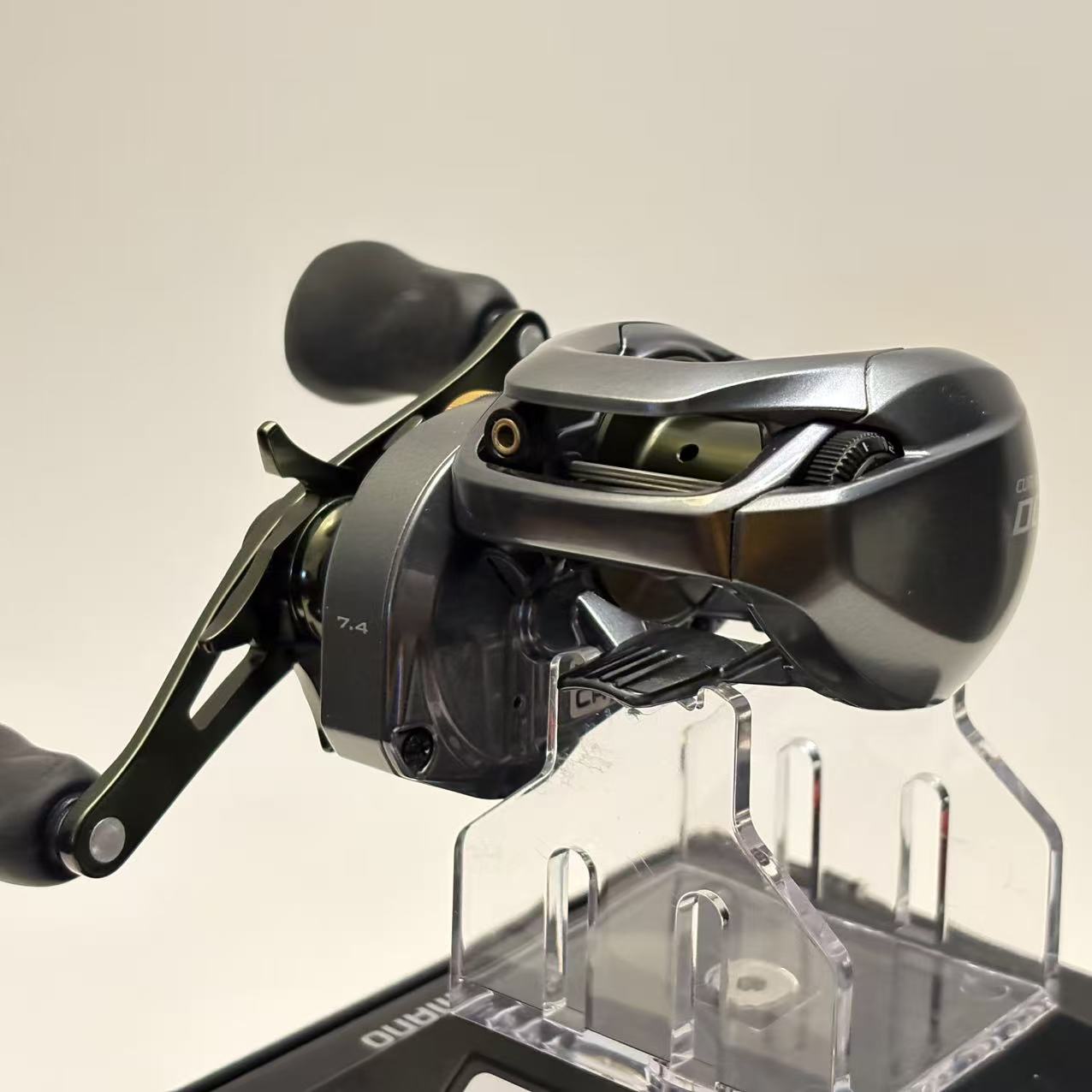 Shimano Curado DC 200HG [Y229]
