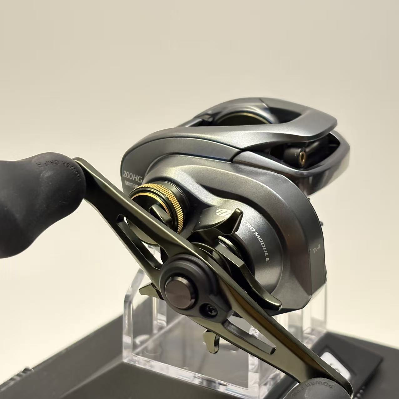 Shimano Curado DC 200HG [Y229]