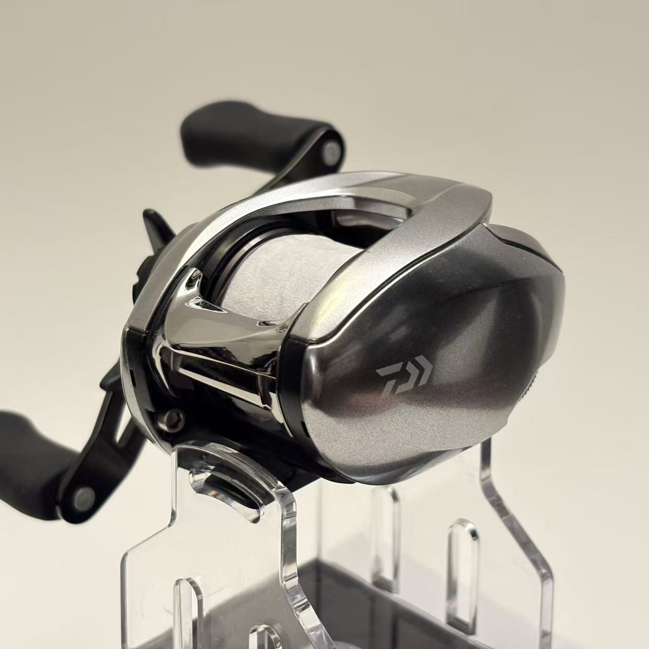Daiwa Zillion SV TW 100HL [Y230]