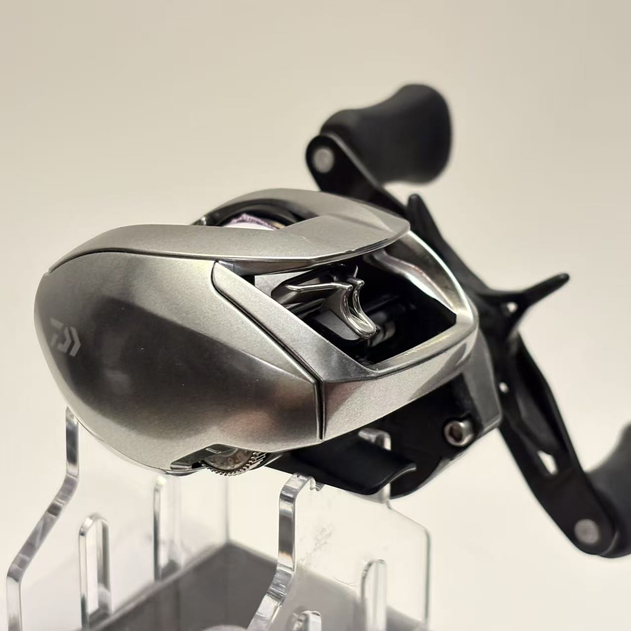 Daiwa Zillion SV TW 100HL [Y230]