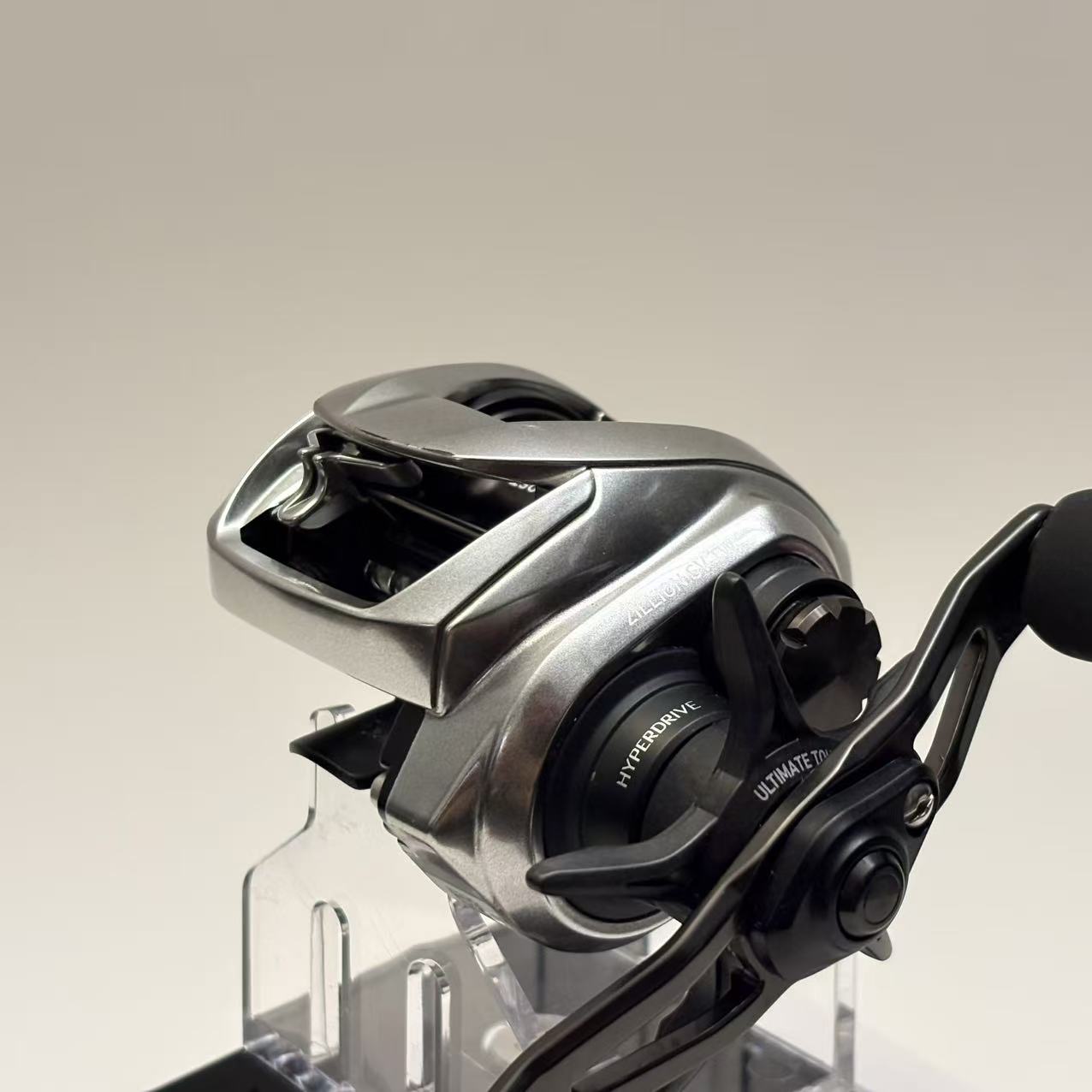 Daiwa Zillion SV TW 100L [Y232]
