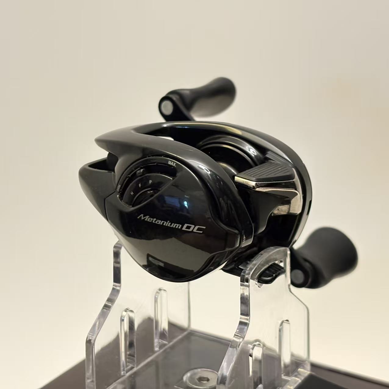 Shimano 24 Metanium DC 70HG [Y236]