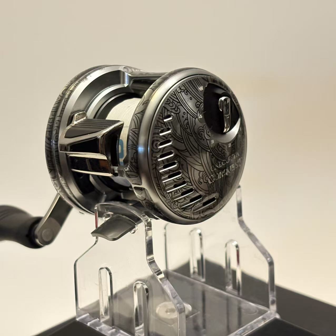 Shimano 20 Calcutta Conquest DC 201 [Y238]