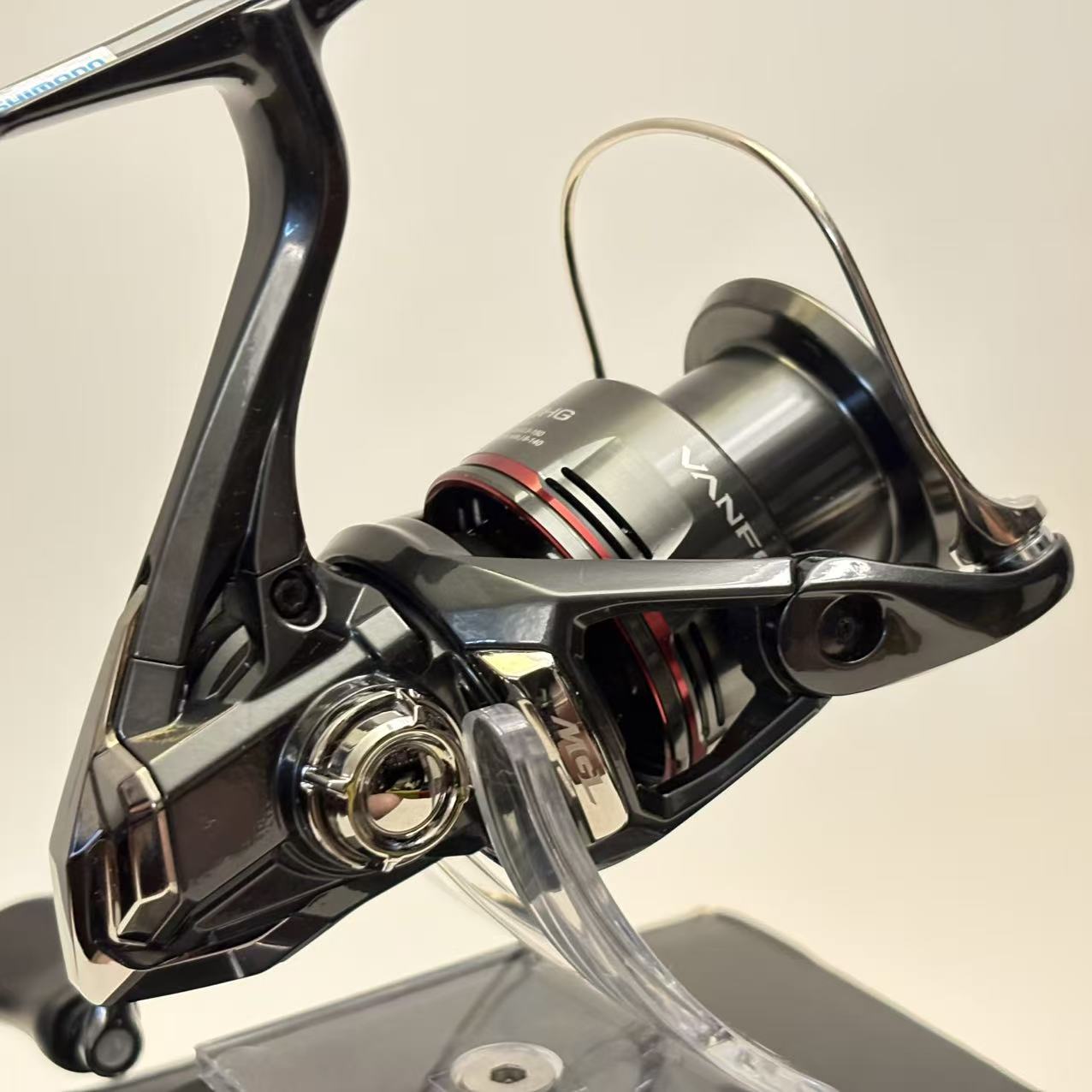 Shimano Fishing Vanford FA Spinning Reel Silver 2500