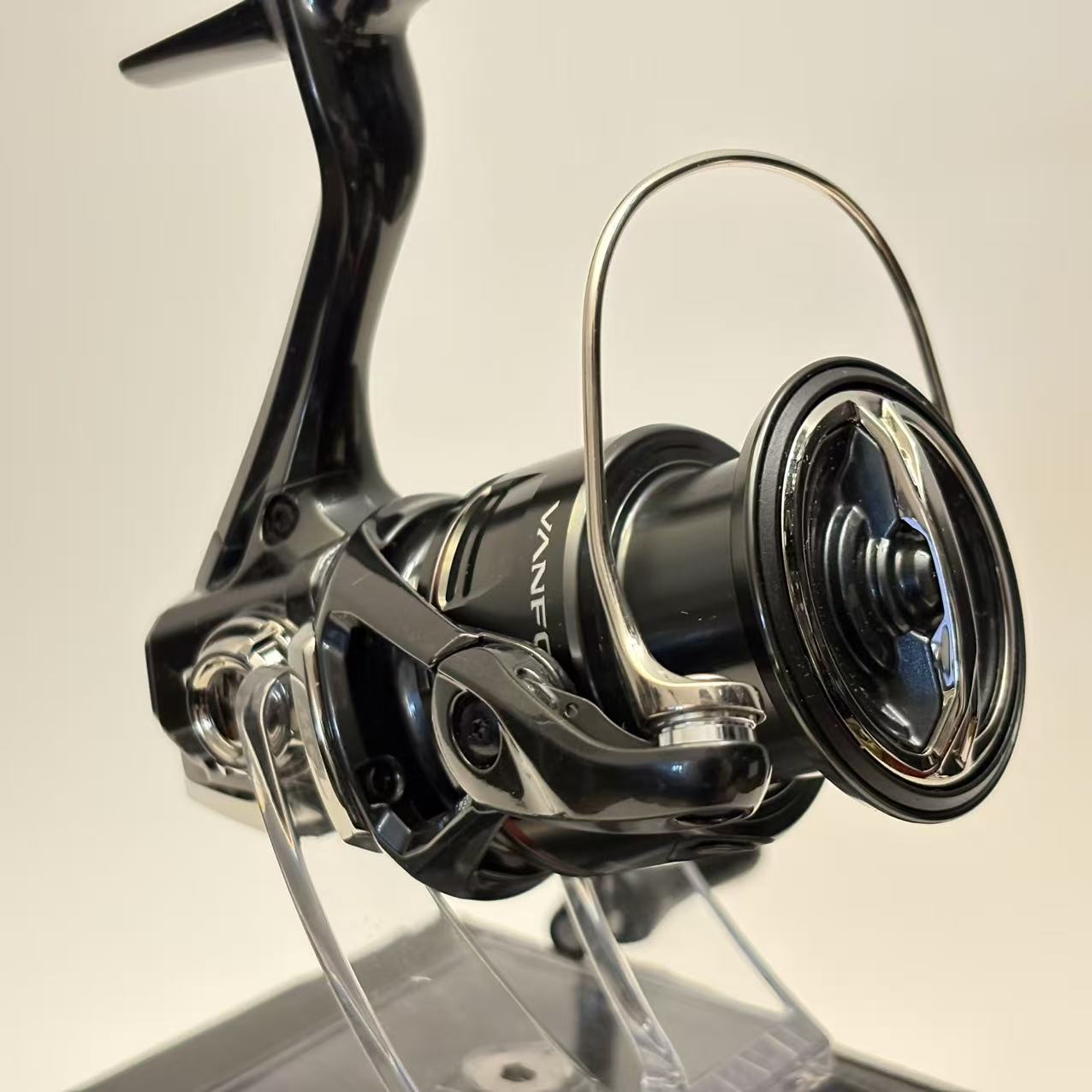 Shimano 24 Vanford FA 2500HG [Y240]