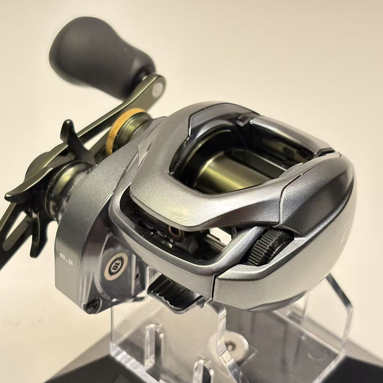 Shimano Curado DC 150 [Y267]