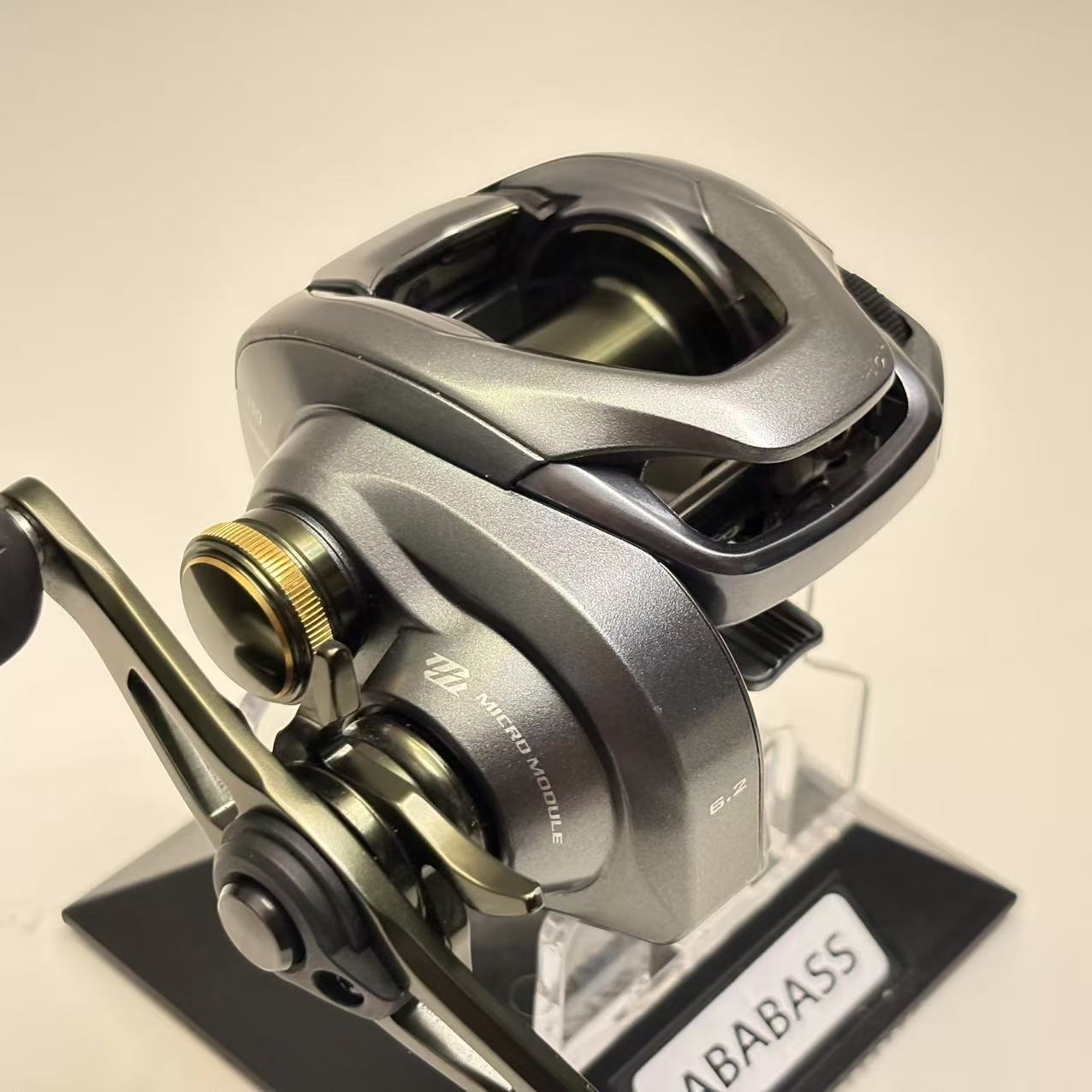 Shimano Curado DC 150 [Y267]