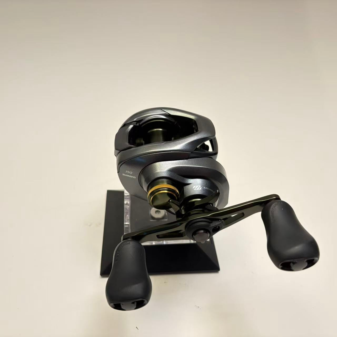 Shimano Curado DC 150 [Y267]