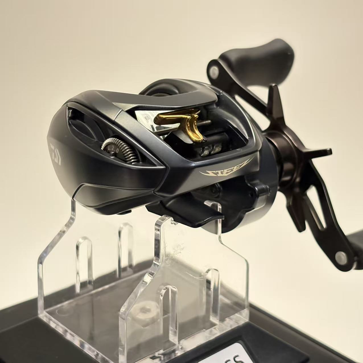 Daiwa Steez AII TW 1000HL left [Y254]