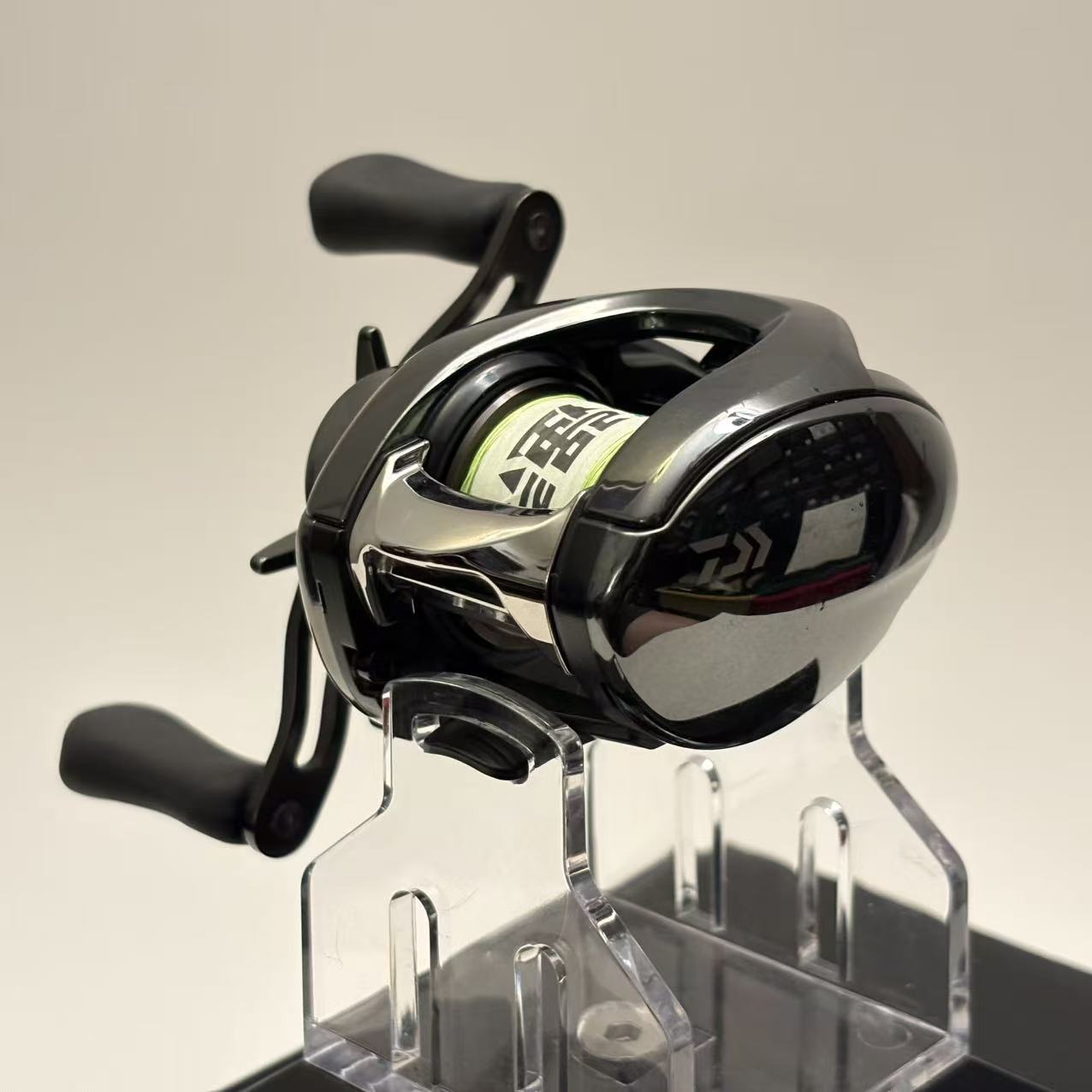 Daiwa 24 Steez SV TW 100XHL left [Y255]