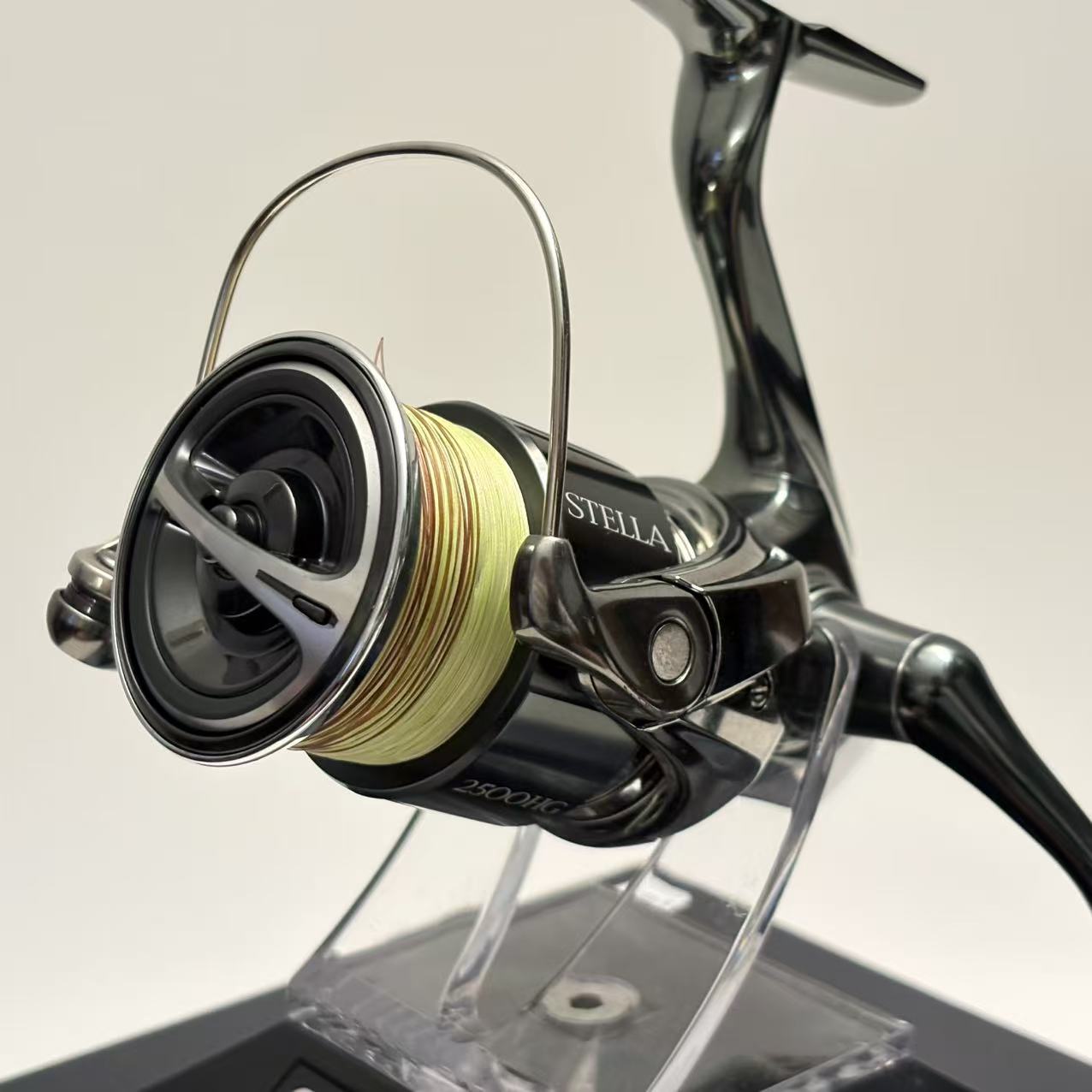 Shimano 22 Stella FK 2500HG [Y276]