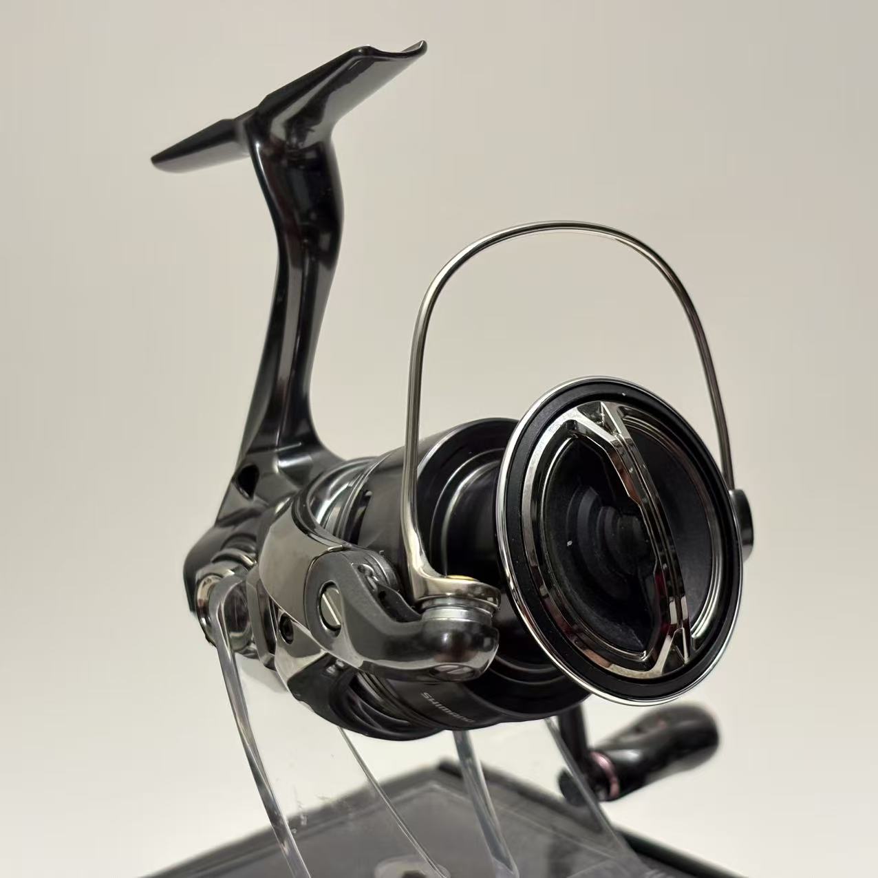 Shimano 24 Twin Power C3000XG [Y266]