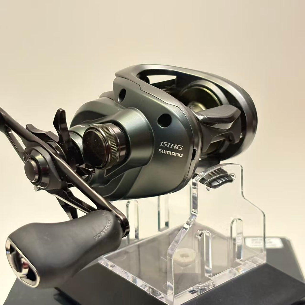Shimano 25 Curado 151HG [Y277]