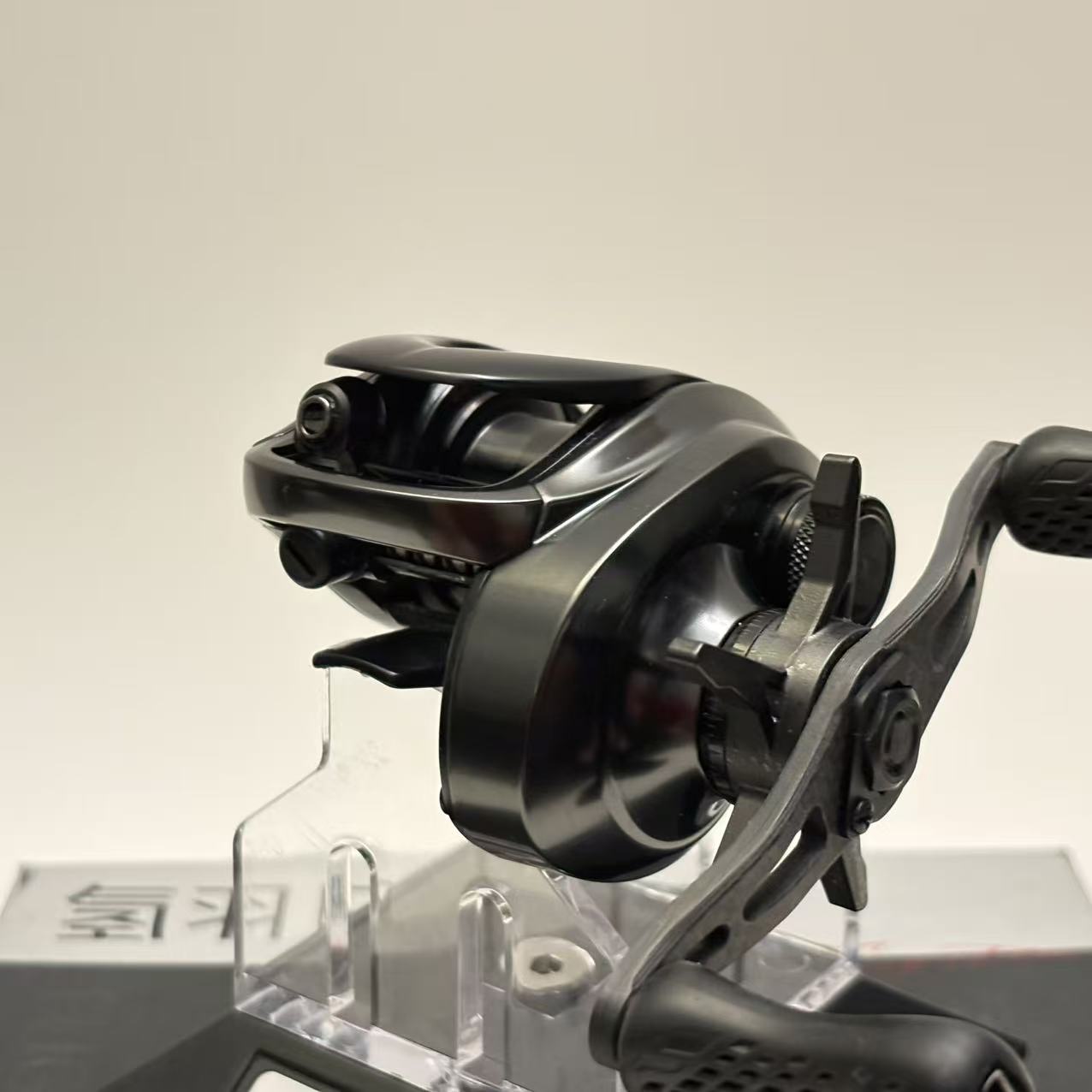 Nako Flight Feather FF0 SFS Super Finess System Baitcasting Reel left [Y293]
