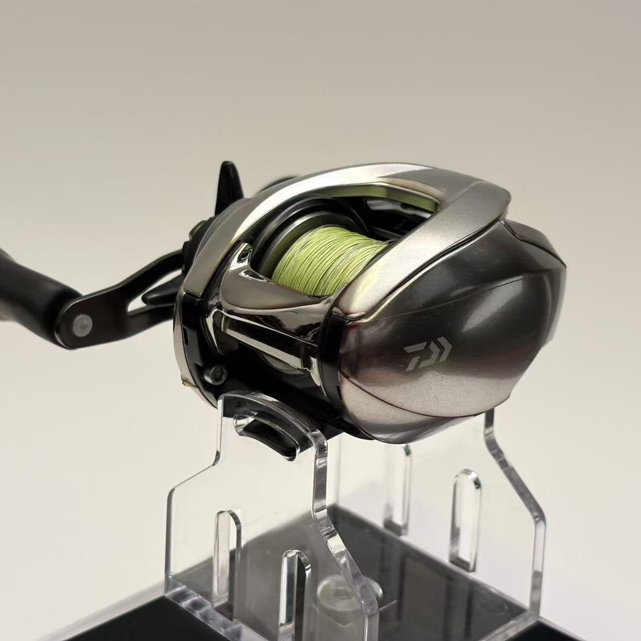 Daiwa Zillion SV TW 100HL [Y296]