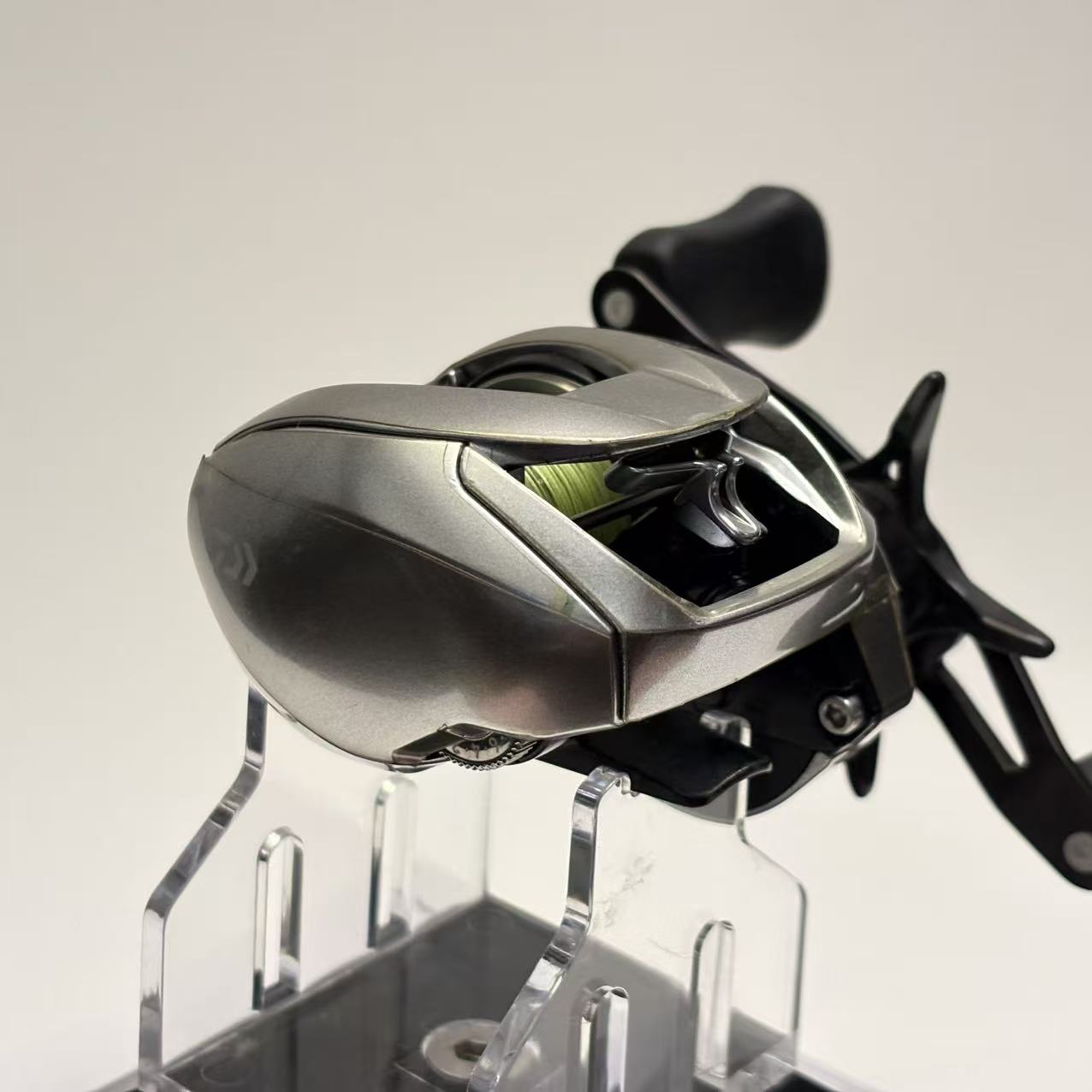 Daiwa Zillion SV TW 100HL [Y296]
