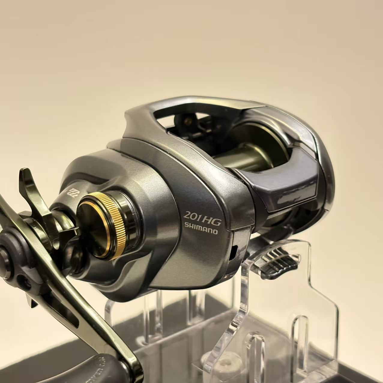 Shimano Curado DC 201HG [Y301]