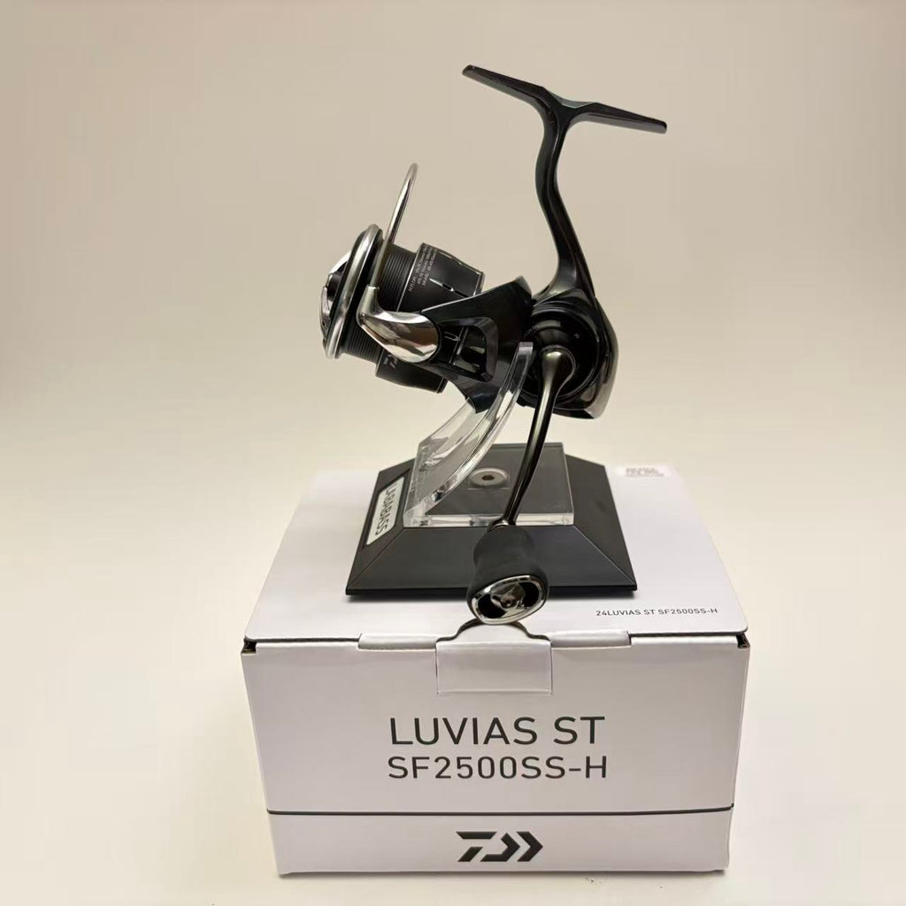 Daiwa 24 Luvias ST SF2500SS-H