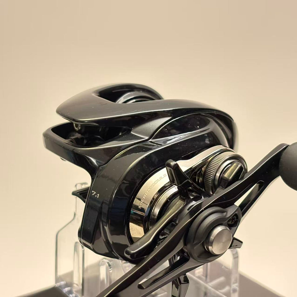 Shimano 24 Metanium DC 71HG [Y313]